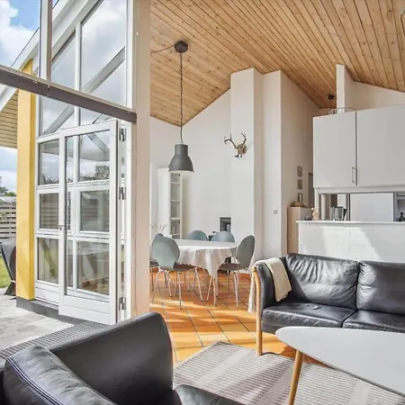 30408-odder-skovduevej-183 Ferienhaus *