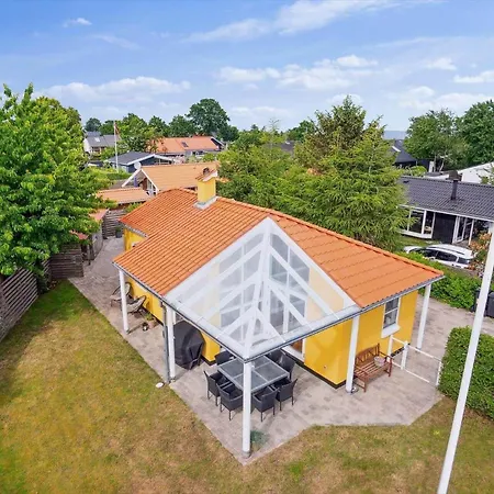 Semesterbostad 30408-odder-skovduevej-183 *