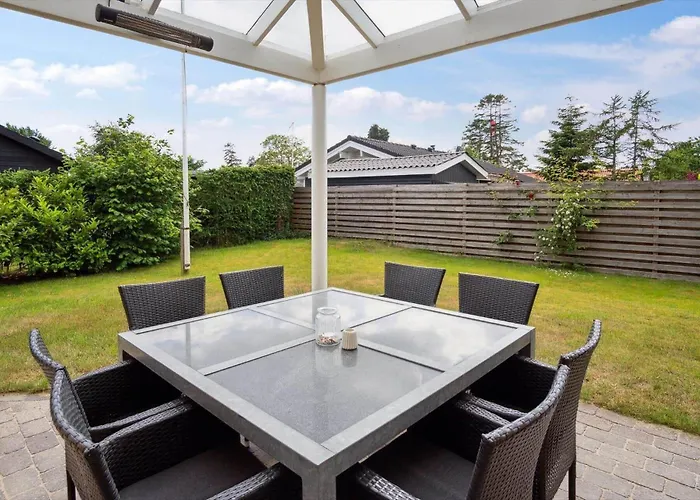 30408-odder-skovduevej-183 * אודר